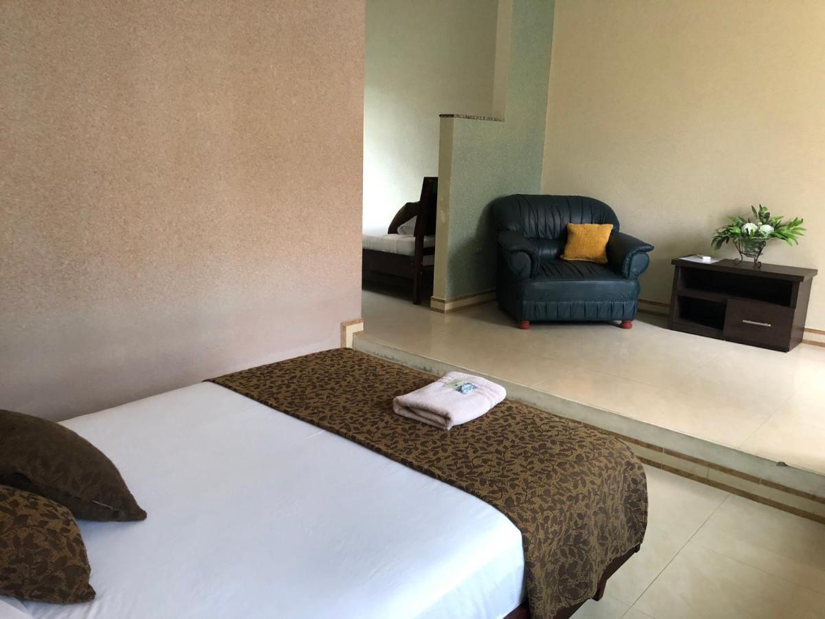 Eco Hotel Katarma Puerto Baquerizo Moreno Dış mekan fotoğraf